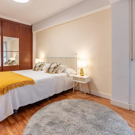 Carilo Zurriola By Beauty * San Sebastián