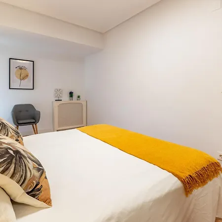 Carilo Zurriola By Beauty * San Sebastián